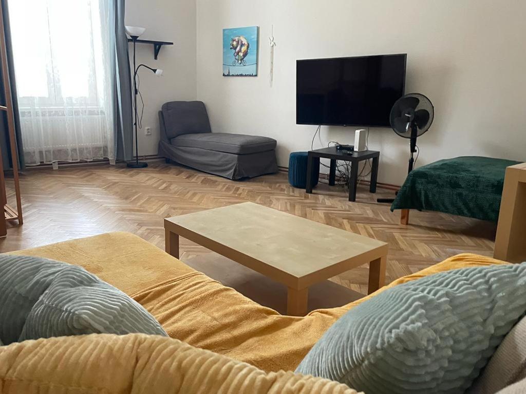Apartment Green House - Old Town Bratislava Habitación foto